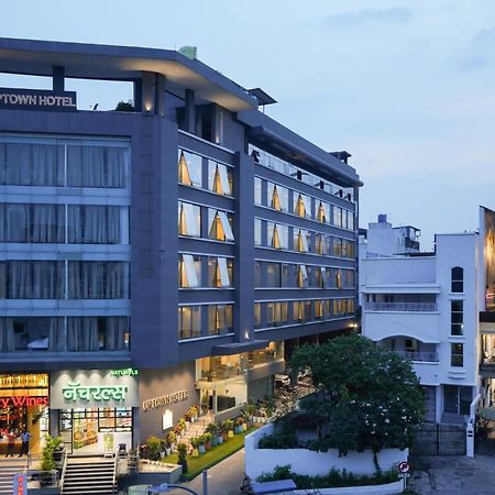 Uptown Hotel Nágpur Kültér fotó